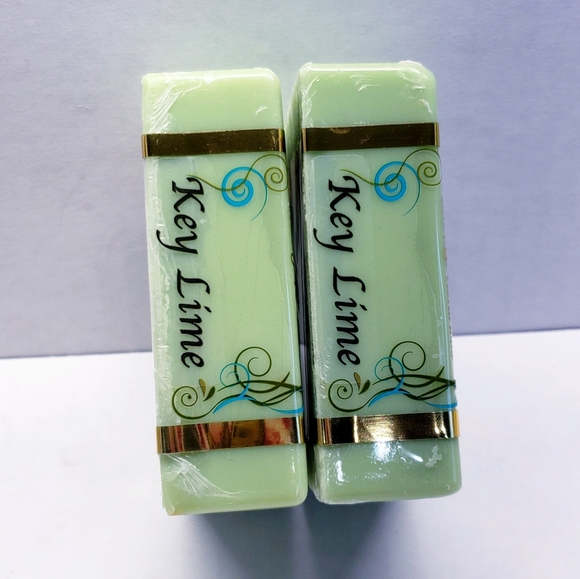 The Grecian Soap KEY LIME Goat's Milk & Olive Oil Natural Beauty Bar, 6 oz(2pck) - Picture 4 of 6